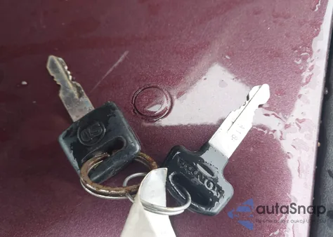 1981 Honda Goldwing z USA, uszkodzony, nr VIN SC0210BA121037